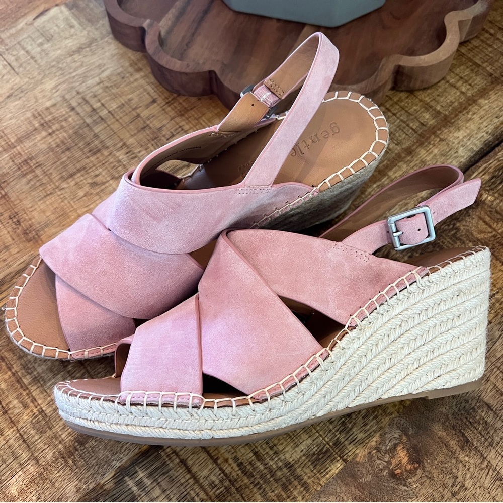Gentle Souls Pink Suede Espadrille Wedge Sandals Cushioned slingback Size 9.5
